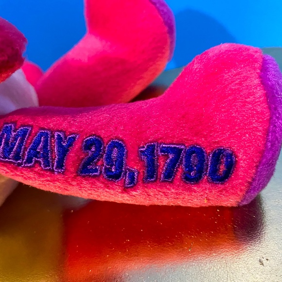 LIMITED TREASURES NWT RHODE ISLAND STATE COIN #13 BEAR PLUSH TAGS & QUARTER 8” - Picture 5 of 10